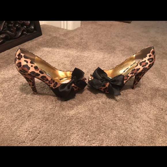 Leopard print high heels - sold - Picture 3 of 8